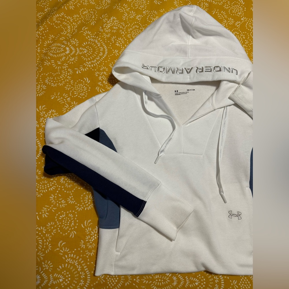 Under Armour Pullover